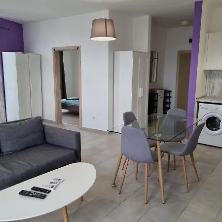Luxury Two-room With A Nice View *